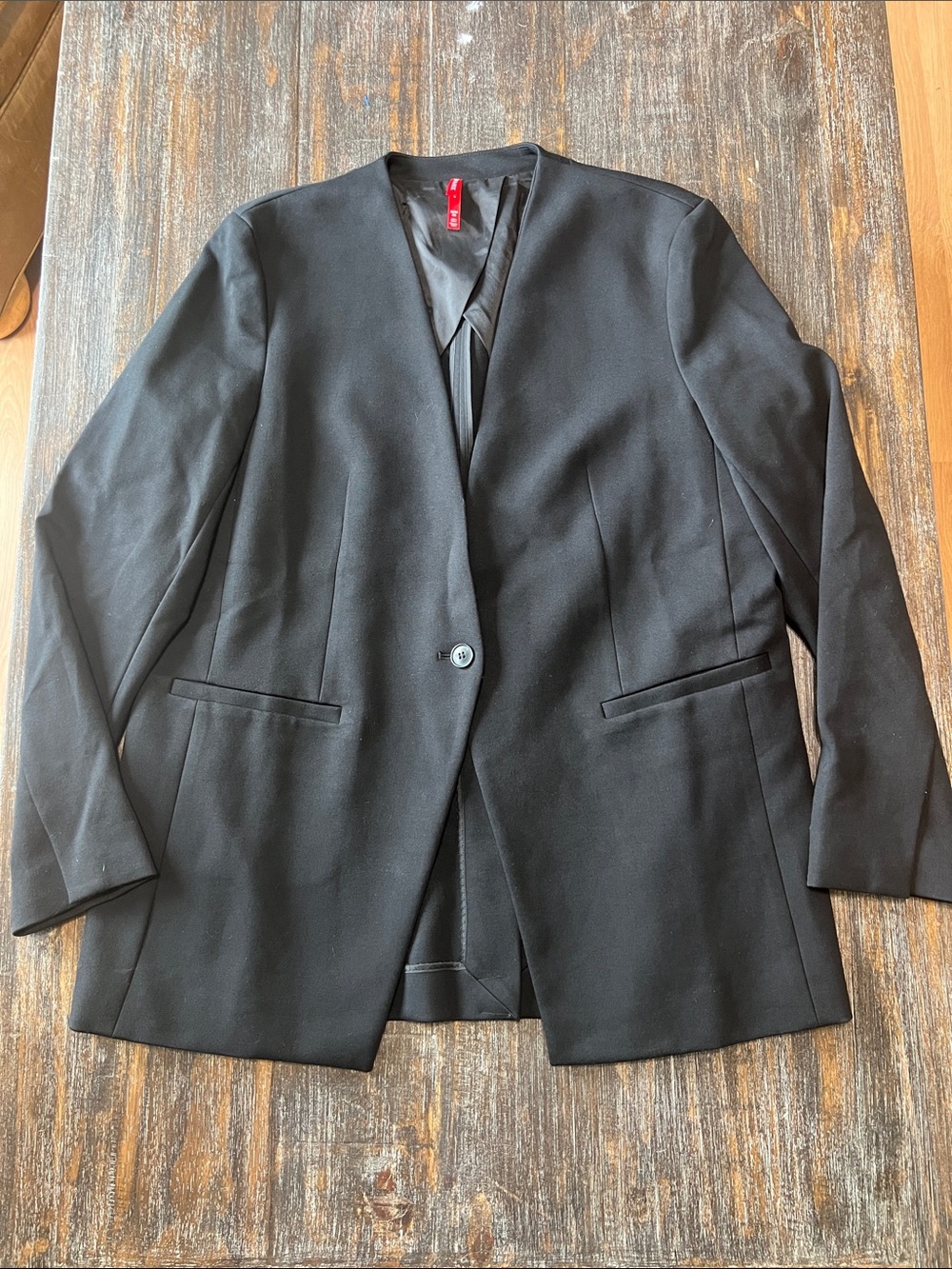 SPANX Black Lined Blazer with Red Tag Oversized.